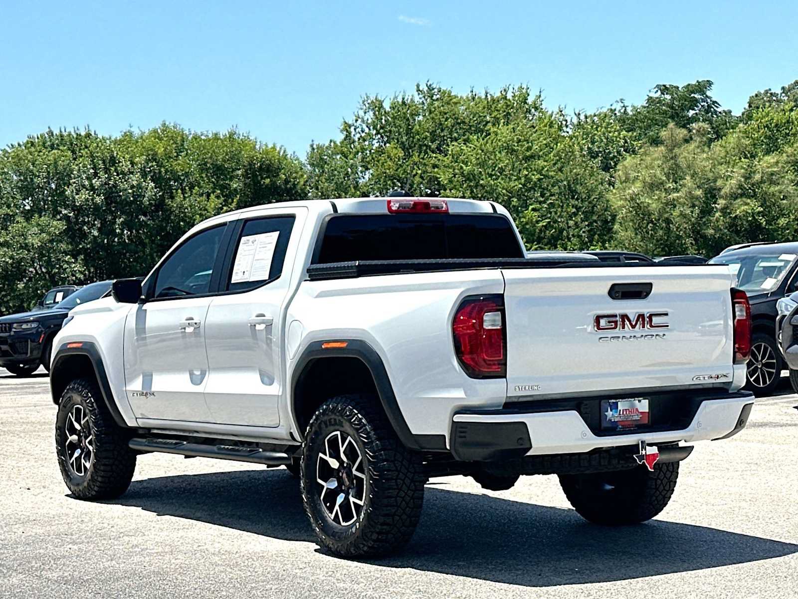 Used 2024 GMC Canyon AT4X AWD/4WD image 13