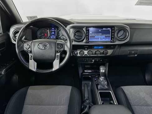 Certified 2022 Toyota Tacoma TRD Sport image 21