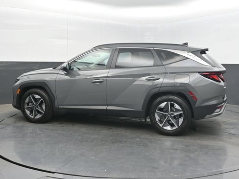Used 2025 Hyundai Tucson SEL FWD image 5