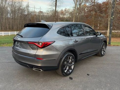 Used 2023 Acura MDX A-Spec image 8