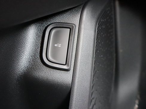 New 2026 Chevrolet Equinox LT image 20