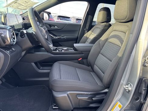 New 2026 Chevrolet Equinox LT image 14