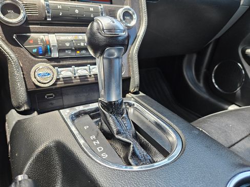 Used 2015 Ford Mustang GT Premium RWD image 23