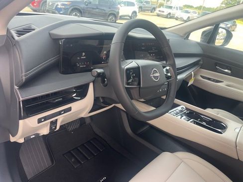 New 2025 Nissan Murano SV image 9