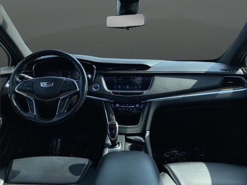 Used 2019 Cadillac XT5 Platinum AWD/4WD image 9