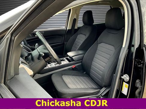 Used 2023 Ford Edge SE w/ Black Appearance Package image 20