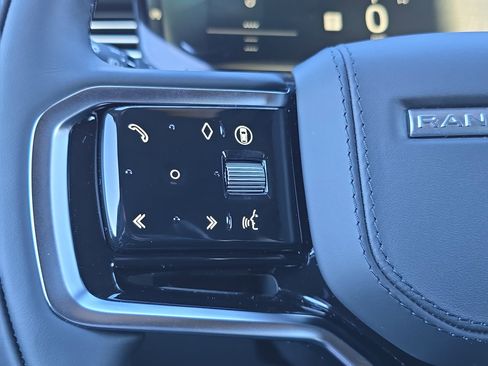 New 2026 Land Rover Range Rover Sport SE image 17