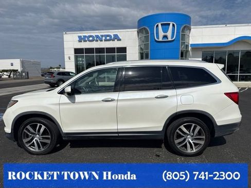 Used 2018 Honda Pilot Touring image 4