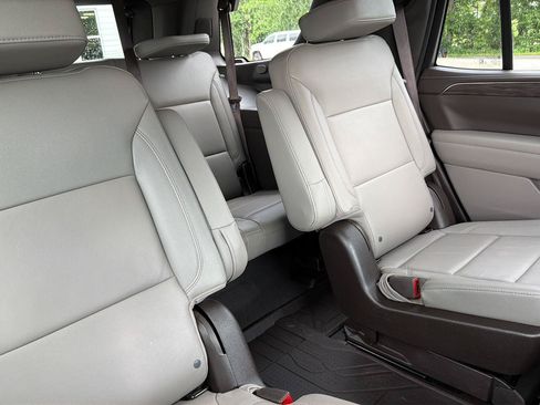 Used 2023 Chevrolet Tahoe LT AWD/4WD image 43