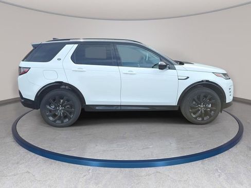 New 2025 Land Rover Discovery Sport Dynamic SE AWD/4WD image 4