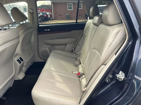 Used 2013 Subaru Outback 2.5i Limited w/ Popular Pkg 1A image 11