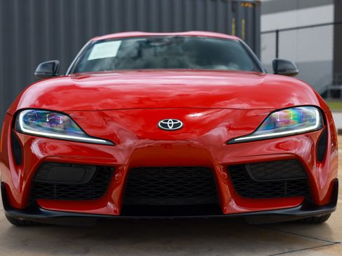 Used 2020 Toyota Supra Premium w/ Driver Assist Package image 23