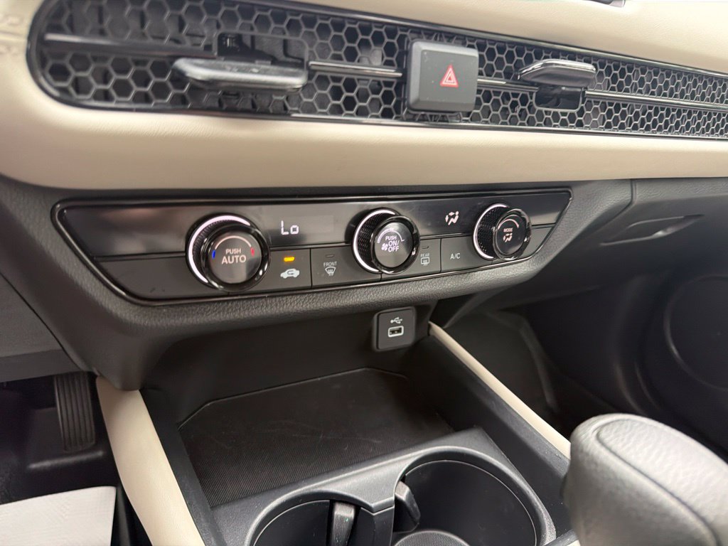 Certified 2024 Honda HR-V LX image 30