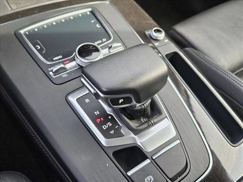 Used 2020 Audi Q5 2.0T Premium Plus w/ Premium Plus Package image 12