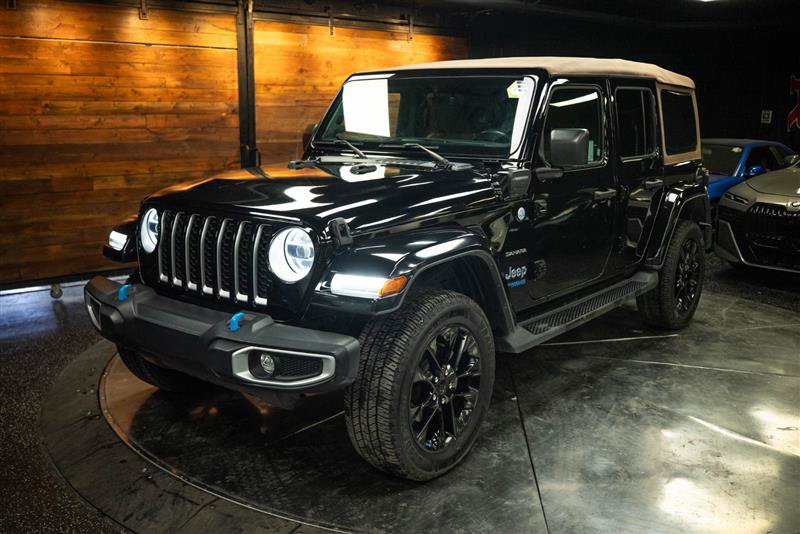 Used 2022 Jeep Wrangler Unlimited Sahara AWD/4WD image 2