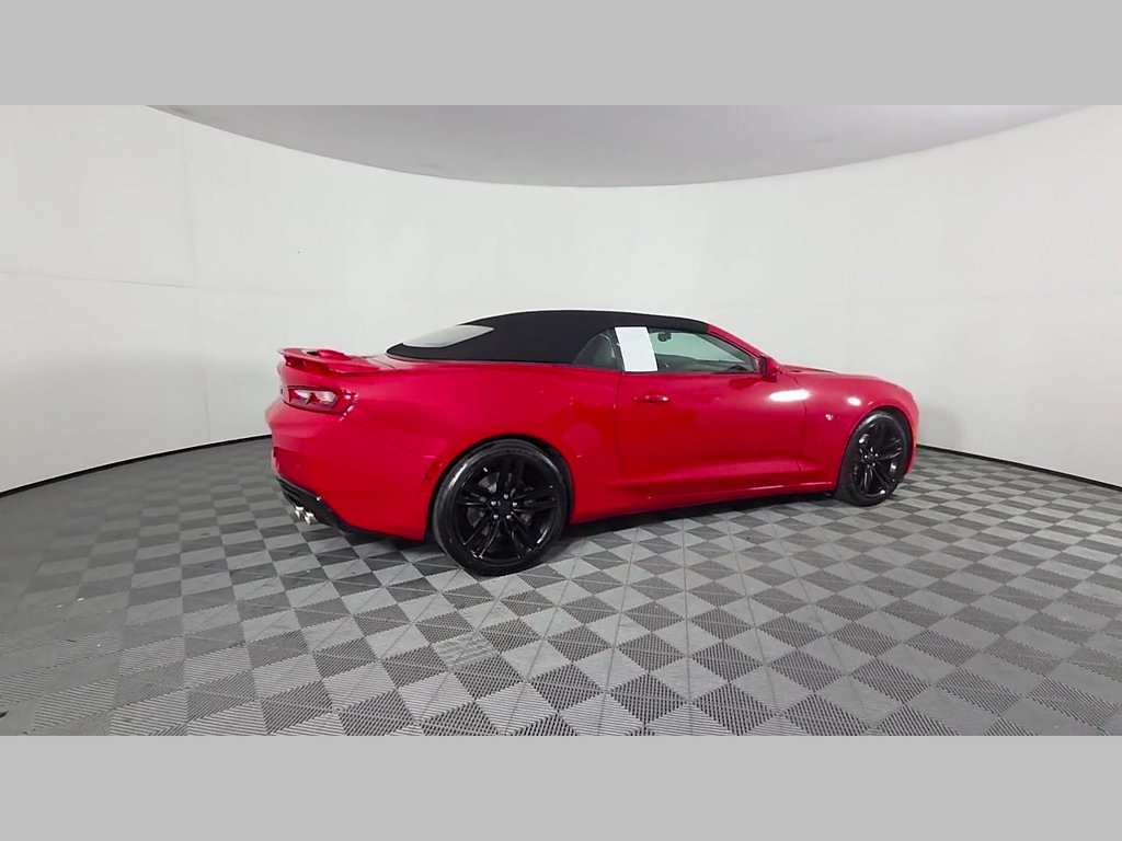Used 2017 Chevrolet Camaro SS RWD image 38