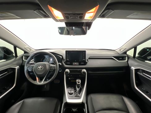Used 2021 Toyota RAV4 XLE Premium AWD/4WD image 10