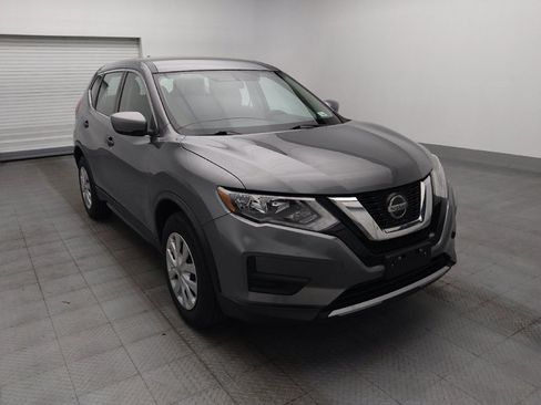 Used 2018 Nissan Rogue S AWD/4WD image 13