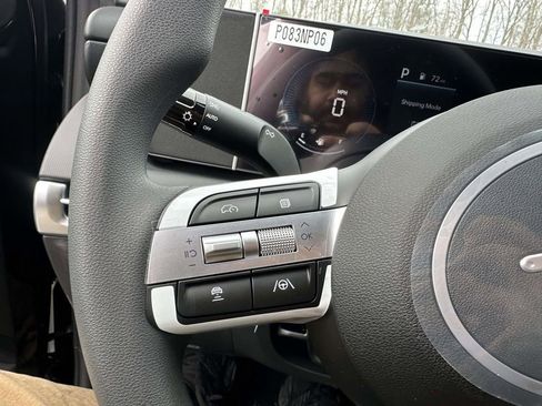 New 2026 Hyundai Tucson SE image 28