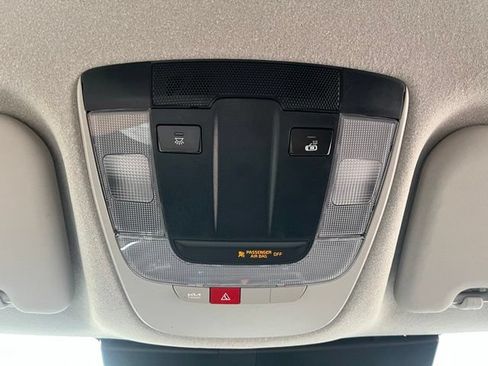 Used 2024 Kia Niro Wind FWD image 20