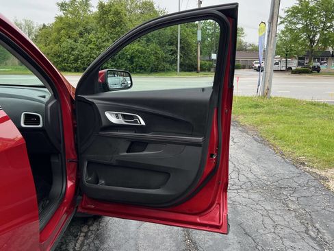 Used 2015 Chevrolet Equinox LT w/ Driver Convenience Package image 30