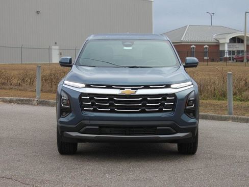 New 2026 Chevrolet Equinox LT w/ Convenience Package II image 3