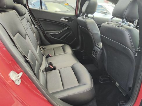 Used 2017 Mercedes-Benz GLA 250 w/ Premium Package image 31