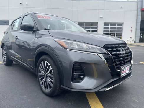 Used 2024 Nissan Kicks SR FWD image 10