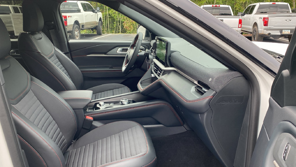 New 2027 Ford Explorer ST-Line AWD/4WD image 12