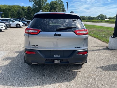 Used 2017 Jeep Cherokee High Altitude w/ Luxury Group AWD/4WD image 5