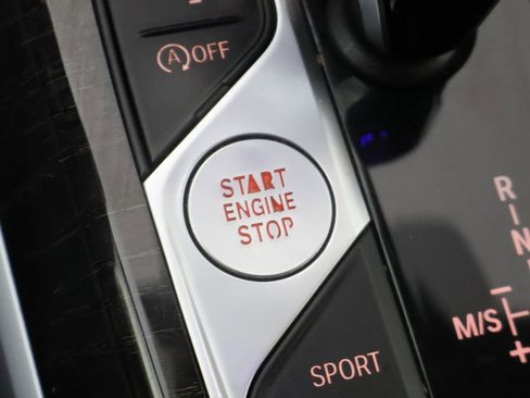 Used 2021 BMW 330i xDrive Sedan w/ Premium Package image 36