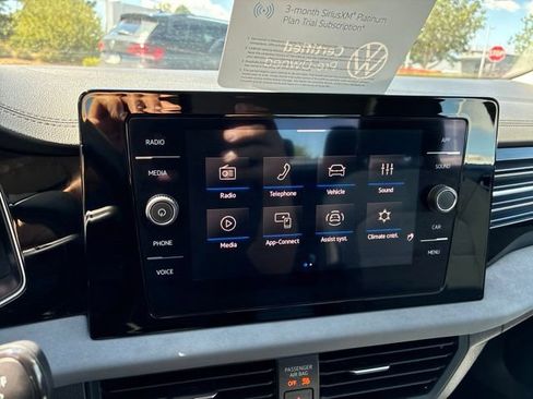 Certified 2026 Volkswagen Jetta SE FWD image 20
