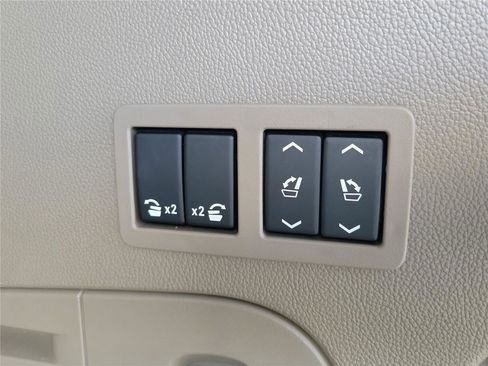 Used 2019 Chevrolet Tahoe Premier image 8