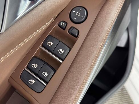 Used 2023 BMW X5 xDrive40i w/ M Sport Package image 18