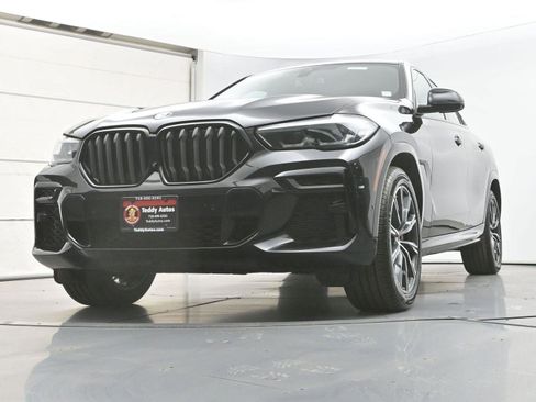 Used 2023 BMW X6 xDrive40i w/ M Sport Package image 30