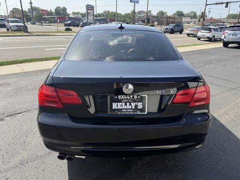 Used 2012 BMW 328i xDrive Coupe AWD/4WD image 4