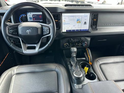 Used 2024 Ford Bronco Badlands AWD/4WD image 4