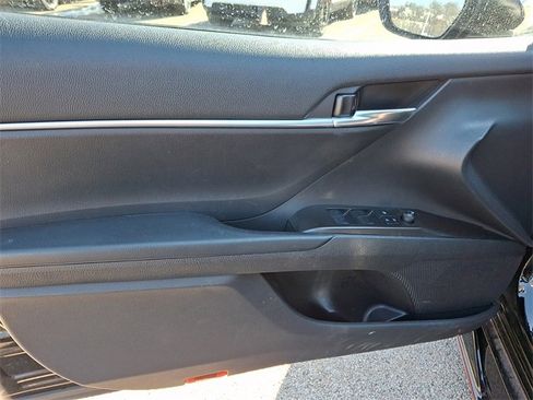 Used 2021 Toyota Camry TRD w/ TRD Package w/JBL Audio image 11