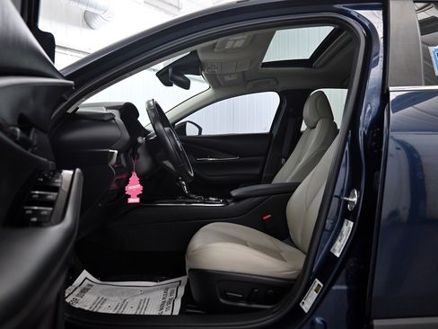 Used 2021 MAZDA CX-30 AWD 2.5 Turbo S image 4