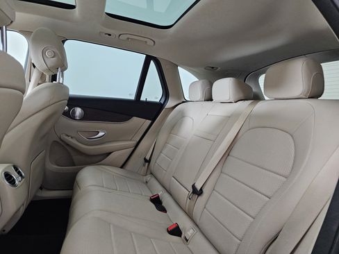 Certified 2020 Mercedes-Benz GLC 300 4MATIC image 16