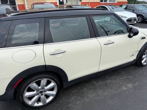 Used 2017 MINI Cooper Clubman ALL4 AWD/4WD image 2
