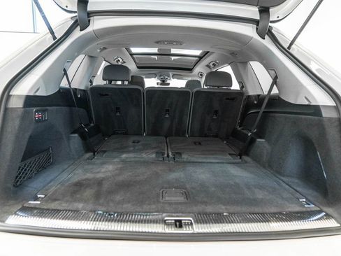 Used 2025 Audi Q7 3.0T Premium Plus AWD/4WD image 37