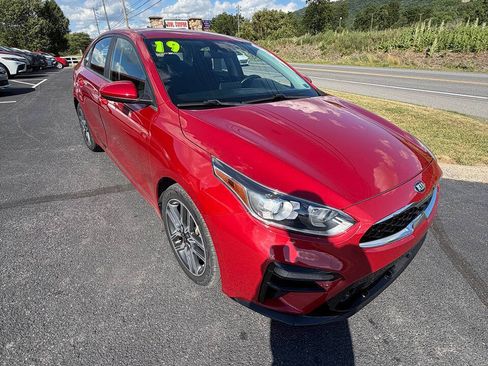 Used 2019 Kia Forte S FWD image 1