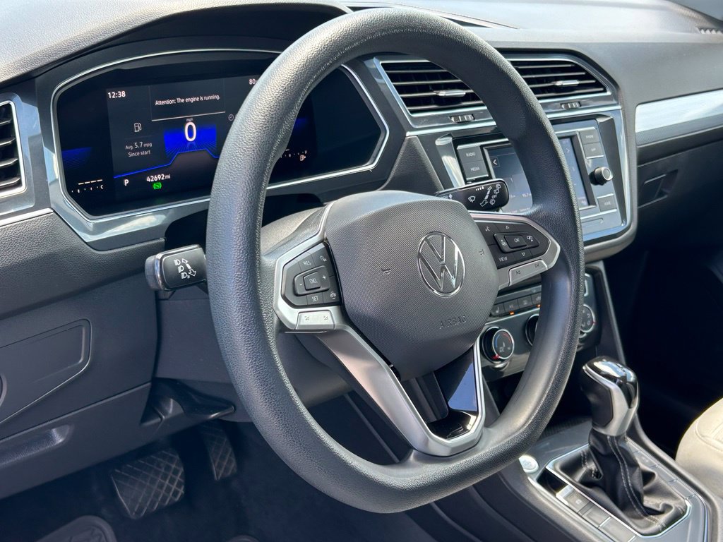 Used 2022 Volkswagen Tiguan S FWD image 17