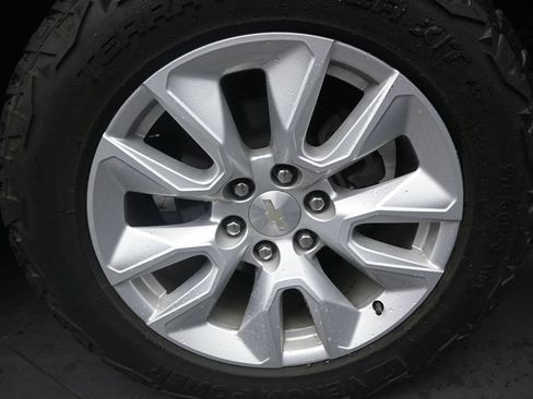 Used 2022 Chevrolet Silverado 1500 Custom RWD image 10