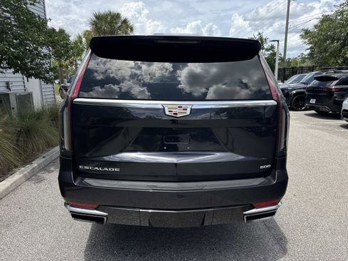 Used 2024 Cadillac Escalade ESV Premium Luxury AWD/4WD image 7