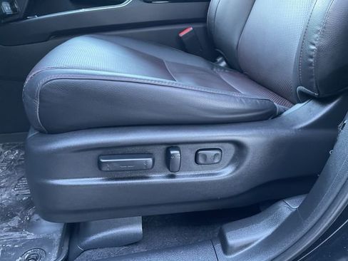 Used 2024 Honda Ridgeline Black Edition image 13