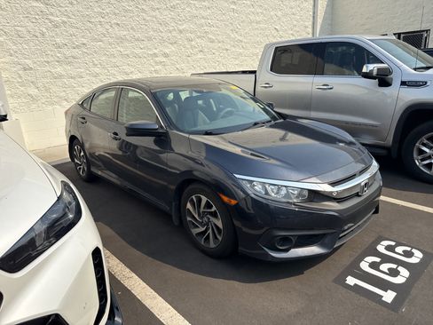 Used 2016 Honda Civic EX image 5