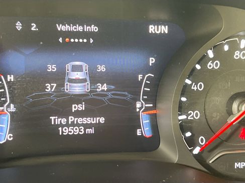 Used 2022 Jeep Compass Latitude w/ Convenience Group image 12