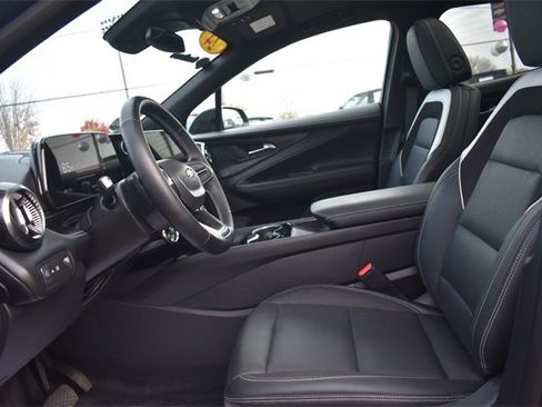 Certified 2024 Chevrolet Blazer EV LT image 24